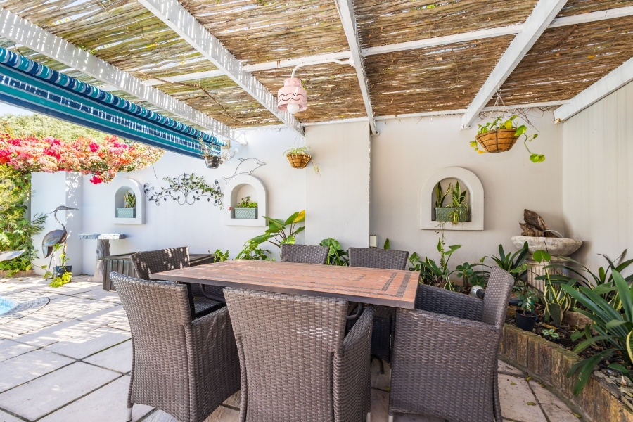 6 Bedroom Property for Sale in Cutty Sark Western Cape